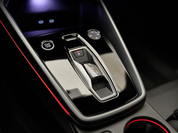 Audi A3 Sportback 35 TFSI S Edition | Audi occasion Audi A3 Sportback 35 TFSI S Edition | Audi occasion