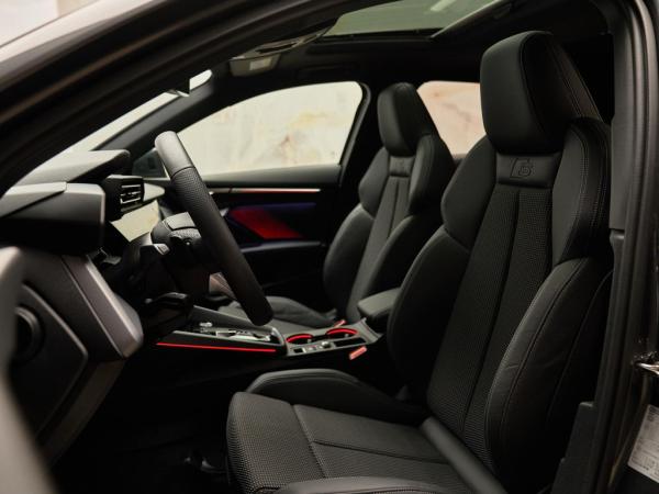 Audi A3 Sportback 35 TFSI S Edition  occasion | MAK Auto & Techniek Audi A3 Sportback 35 TFSI S Edition  occasion | MAK Auto & Techniek