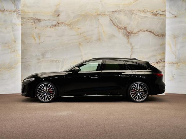 Audi A5 Avant E-Hybrid Quattro S Edition Competition | Audi occasion