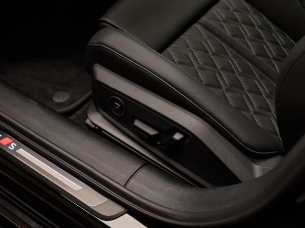 Audi A5 Avant E-Hybrid Quattro S Edition Competition | Audi occasion