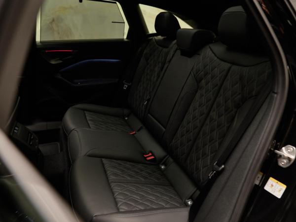 Audi A5 Avant E-Hybrid Quattro S Edition Competition | Audi occasion