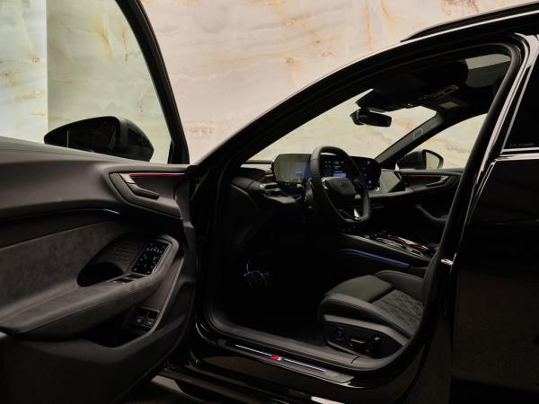 Audi A5 Avant E-Hybrid Quattro S Edition Competition | Audi occasion