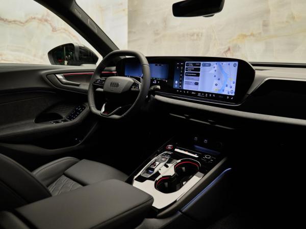 Audi A5 Avant E-Hybrid Quattro S Edition Competition | Audi occasion