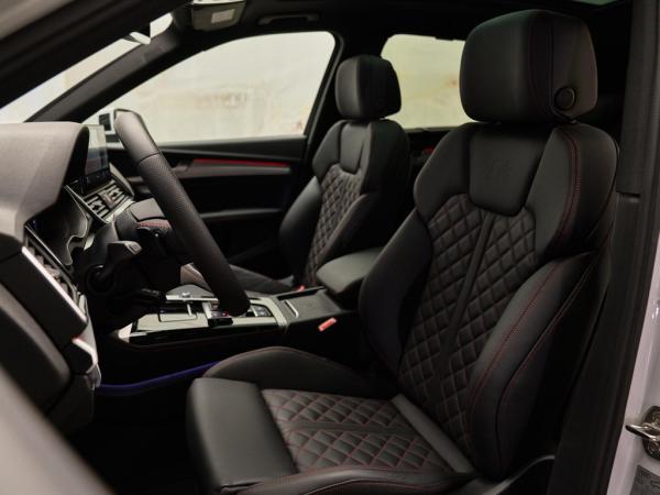 Audi Q5 50 TFSI e S Edition Competition occasion | MAK Auto & Techniek Audi Q5 50 TFSI e S Edition Competition occasion | MAK Auto & Techniek