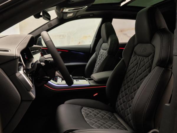 Audi Q8 60 TFSI e Quattro Pro Line S Competition  occasion | MAK Auto & Techniek Audi Q8 60 TFSI e Quattro Pro Line S Competition  occasion | MAK Auto & Techniek