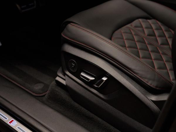 Audi Q8 60 TFSI e Quattro Pro Line S Competition | Audi occasion Audi Q8 60 TFSI e Quattro Pro Line S Competition | Audi occasion