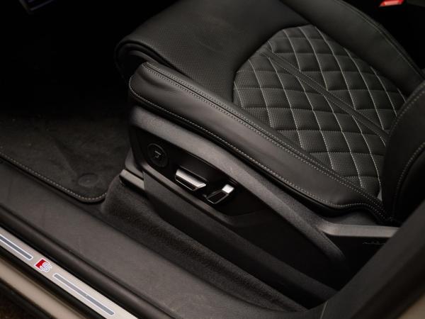 Audi Q8 60 TFSI e Quattro Pro Line S Competition | Audi occasion Audi Q8 60 TFSI e Quattro Pro Line S Competition | Audi occasion