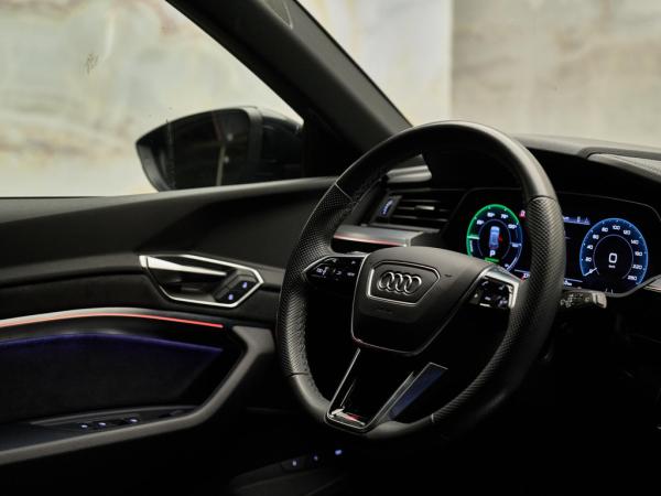 Audi Q8 e-tron 55 Quattro S Edition | Audi occasion