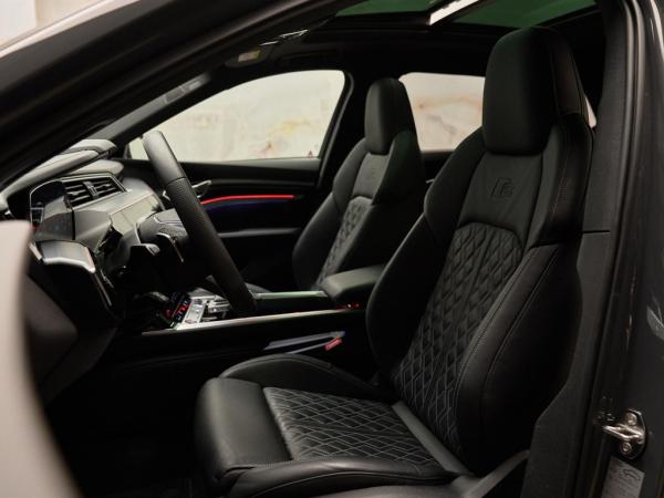 Audi SQ8 e-tron Quattro  occasion | MAK Auto & Techniek Audi SQ8 e-tron Quattro  occasion | MAK Auto & Techniek