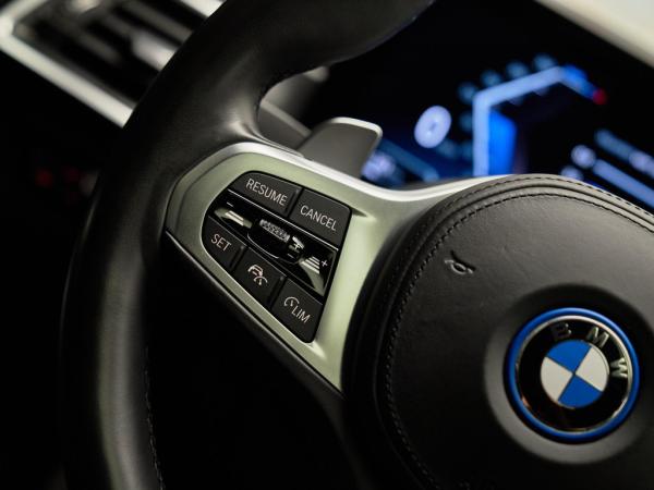 BMW 3-serie Limousine 330e xDrive M Sport Pro | BMW occasion