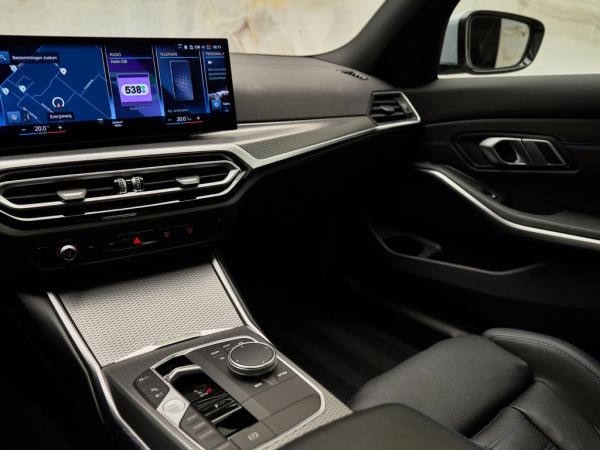 BMW 3-serie Limousine 330e xDrive M Sport Pro | BMW occasion