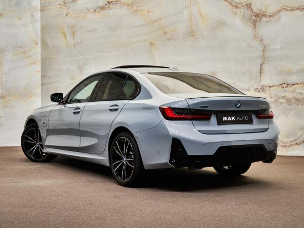 BMW 3-serie Limousine 330e xDrive M Sport Pro | BMW occasion