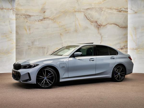 BMW 3-serie Limousine 330e xDrive M Sport Pro | BMW occasion