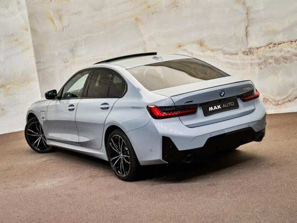 BMW 3-serie Limousine 330e xDrive M Sport Pro | BMW occasion