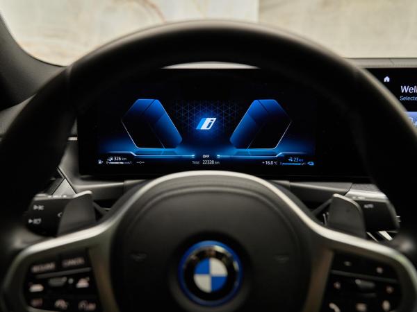 BMW 3-serie Limousine 330e xDrive M Sport Pro | BMW occasion