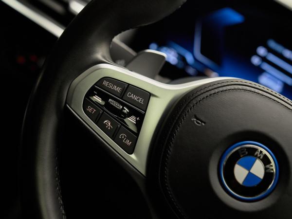 BMW 3-serie Limousine 330e xDrive M Sport Pro | BMW occasion