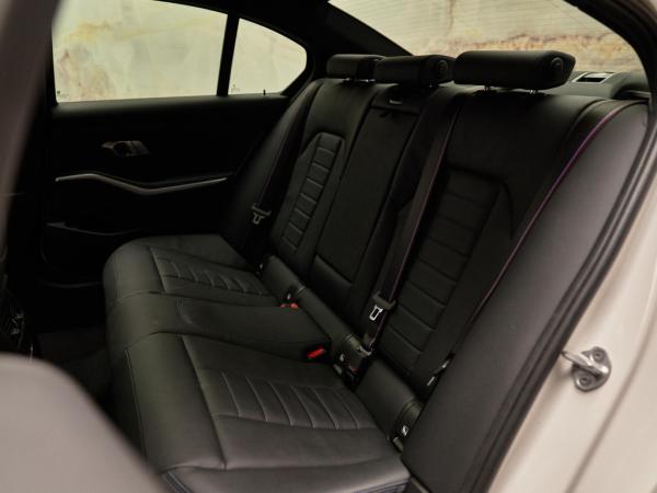 BMW 3-serie Limousine 330e xDrive M Sport Pro | BMW occasion