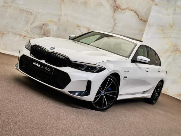 BMW 3-serie Limousine 330e xDrive M Sport Pro | BMW occasion