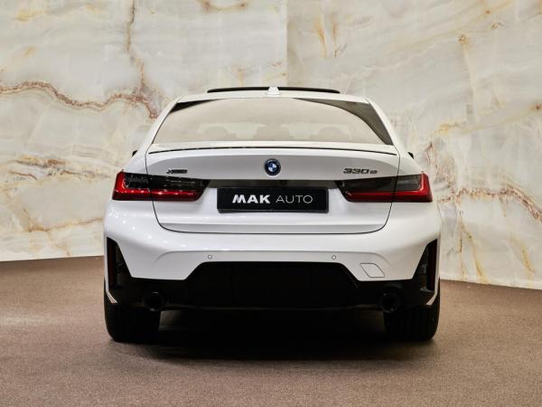 BMW 3-serie Limousine 330e xDrive M Sport Pro | BMW occasion