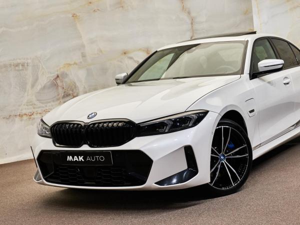 BMW 3-serie Limousine 330e xDrive M Sport Pro | BMW occasion