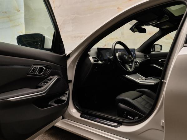 BMW 3-serie Limousine 330e xDrive M Sport Pro | BMW occasion