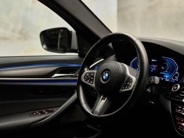 BMW 5 Serie Touring 530e M Sport | BMW occasion