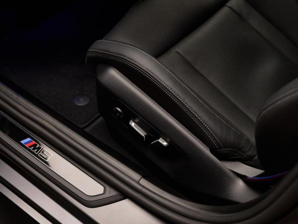 BMW M5 Limousine V8 M Hybrid | BMW occasion BMW M5 Limousine V8 M Hybrid | BMW occasion