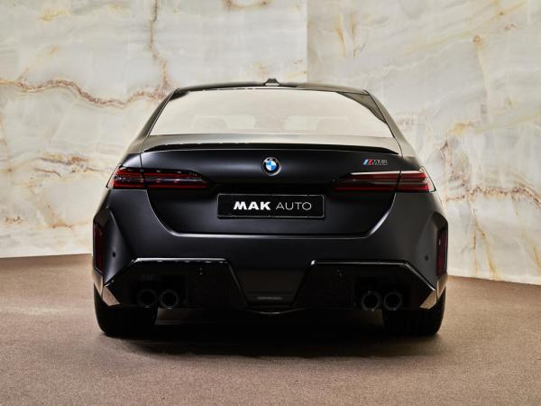 BMW M5 Limousine V8 M Hybrid | BMW occasion BMW M5 Limousine V8 M Hybrid | BMW occasion