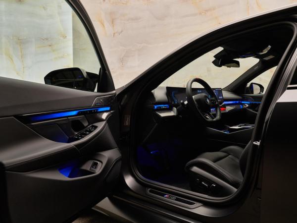 BMW M5 Limousine V8 M Hybrid | BMW occasion BMW M5 Limousine V8 M Hybrid | BMW occasion