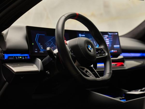 BMW M5 Touring V8 M Hybrid | BMW occasion BMW M5 Touring V8 M Hybrid | BMW occasion