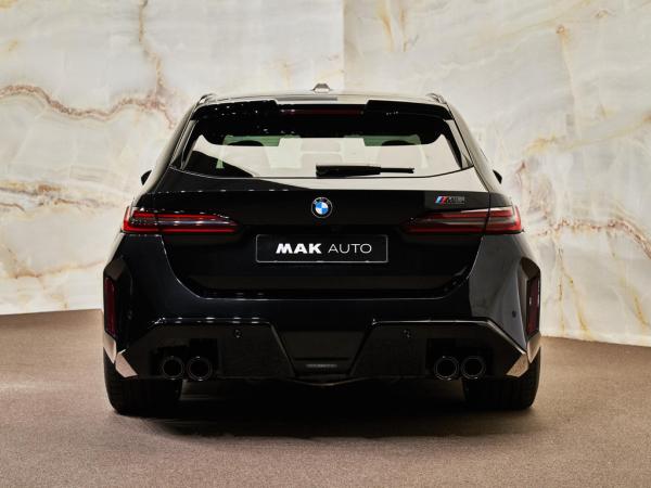 BMW M5 Touring V8 M Hybrid | BMW occasion BMW M5 Touring V8 M Hybrid | BMW occasion