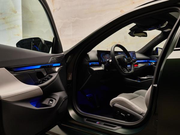 BMW M5 Touring V8 M Hybrid | BMW occasion BMW M5 Touring V8 M Hybrid | BMW occasion