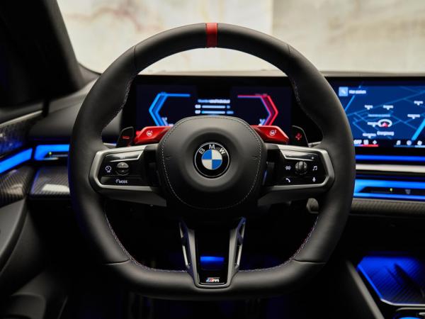 BMW M5 Touring V8 M Hybrid | BMW occasion BMW M5 Touring V8 M Hybrid | BMW occasion