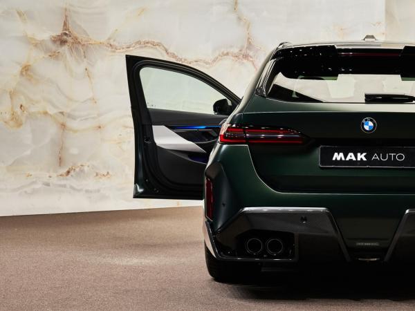 BMW M5 Touring V8 M Hybrid | BMW occasion BMW M5 Touring V8 M Hybrid | BMW occasion