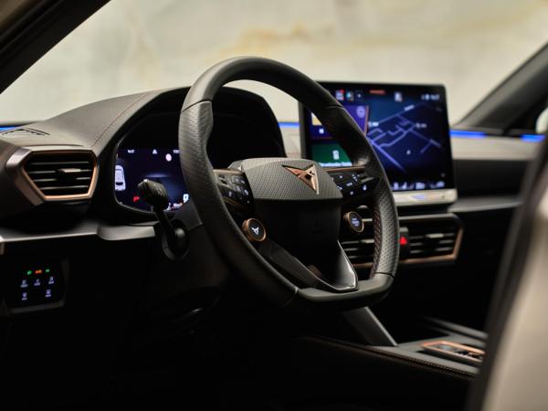 CUPRA Leon 1.5 eTSI VZ Performance | CUPRA occasion CUPRA Leon 1.5 eTSI VZ Performance | CUPRA occasion