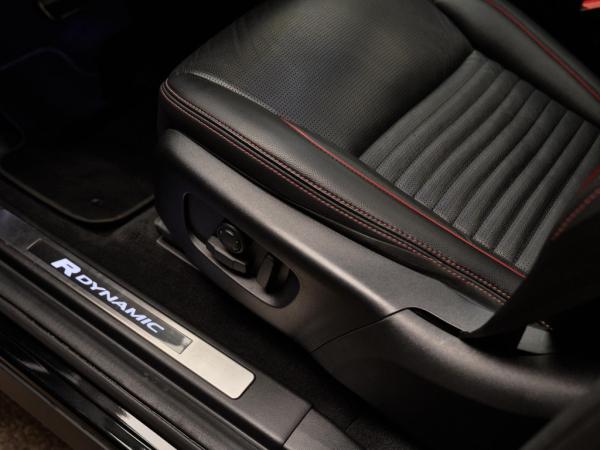 Land Rover Discovery Sport P300e R-Dynamic SE | Land Rover occasion