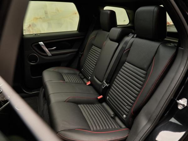 Land Rover Discovery Sport P300e R-Dynamic SE | Land Rover occasion