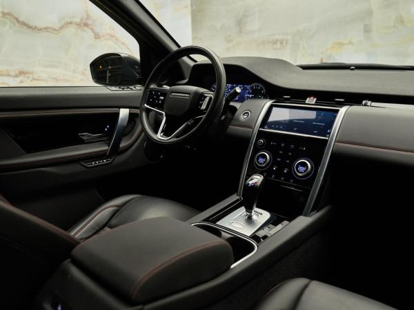Land Rover Discovery Sport P300e R-Dynamic SE | Land Rover occasion