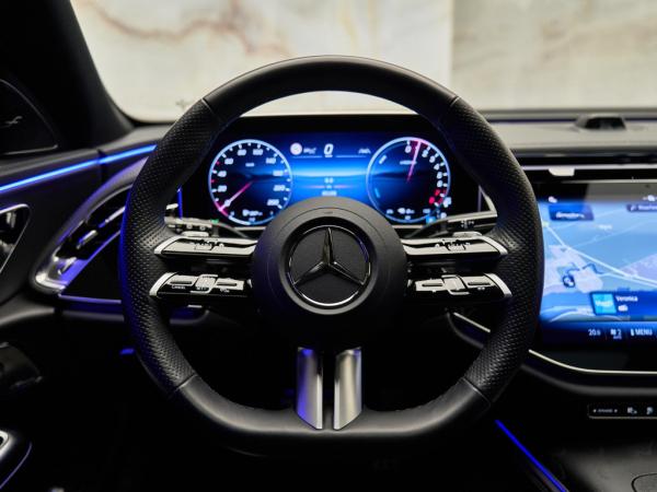 Mercedes E-Klasse Estate 300 e AMG Line | Mercedes occasion