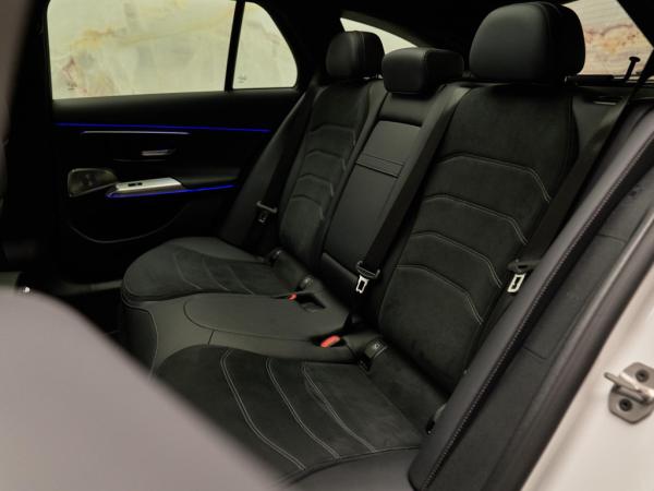 Mercedes E-Klasse Estate 300 e AMG Line | Mercedes occasion