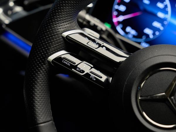 Mercedes E-Klasse Estate 300 e AMG Line | Mercedes occasion