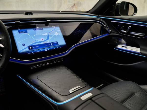 Mercedes E-Klasse Estate 300 e AMG Line | Mercedes occasion