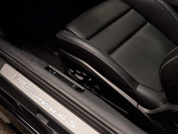 Porsche 911 3.0 Carrera 4S | Porsche occasion Porsche 911 3.0 Carrera 4S | Porsche occasion
