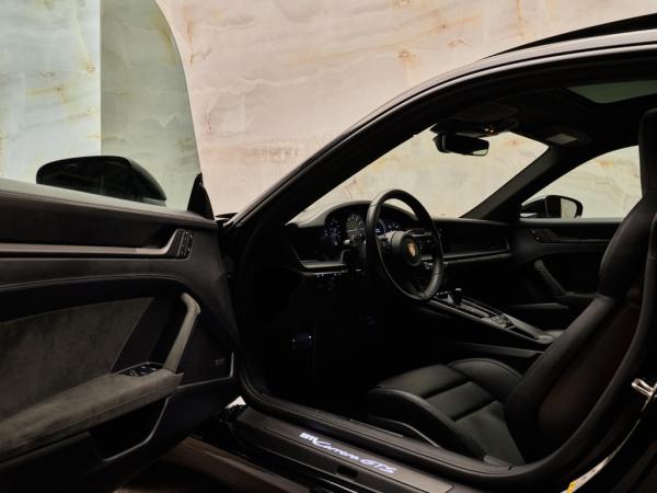 Porsche 911 3.0 Carrera GTS | Porsche occasion