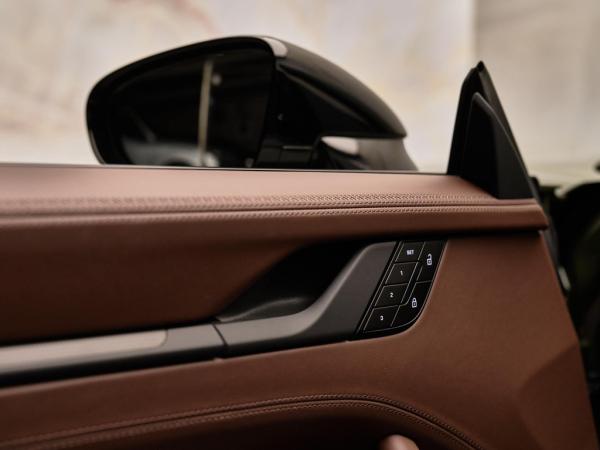 Porsche 911 3.6 T-Hybrid Targa 4 GTS | Porsche occasion