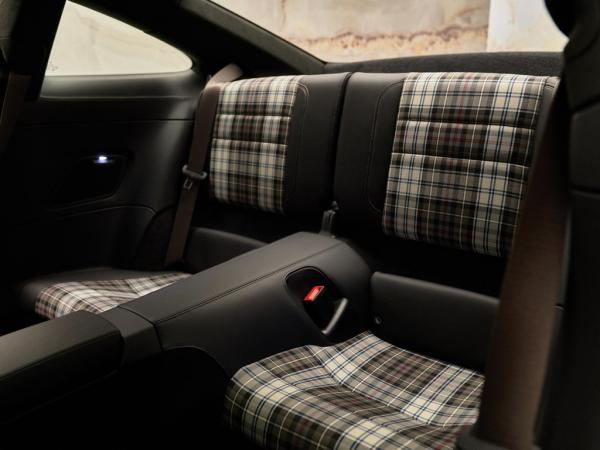 Porsche 911 Coupé 3.8 Turbo 50 Years | Porsche occasion Porsche 911 Coupé 3.8 Turbo 50 Years | Porsche occasion