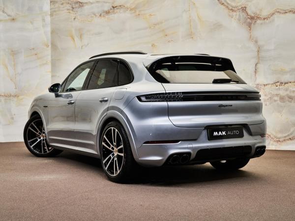 Porsche Cayenne 3.0 E-Hybrid | Porsche occasion