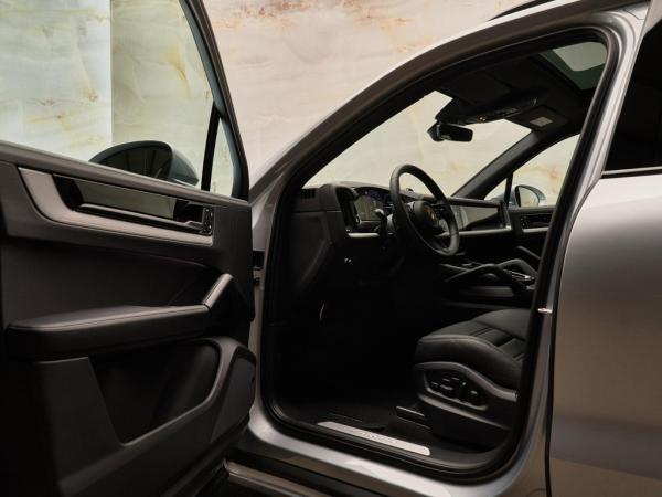 Porsche Cayenne 3.0 E-Hybrid | Porsche occasion