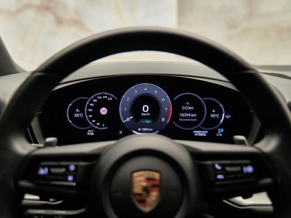 Porsche Cayenne 3.0 E-Hybrid | Porsche occasion Porsche Cayenne 3.0 E-Hybrid | Porsche occasion