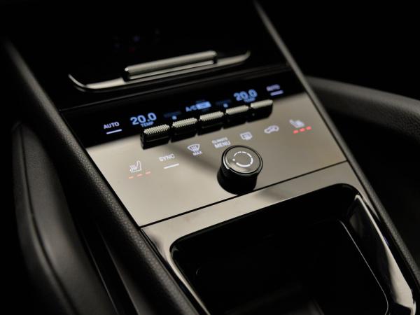 Porsche Cayenne 3.0 E-Hybrid | Porsche occasion Porsche Cayenne 3.0 E-Hybrid | Porsche occasion